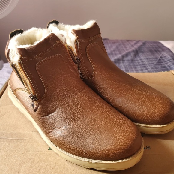 Brown Leather Ankle Boots with Fur Lining - Picture 4 of 5